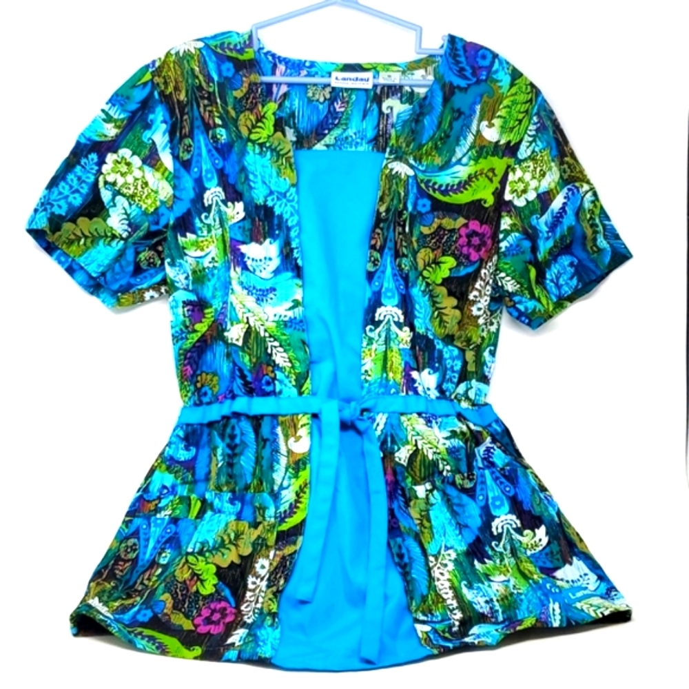 Landau Scrub Top Small